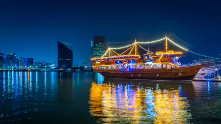 Dubai Cruises